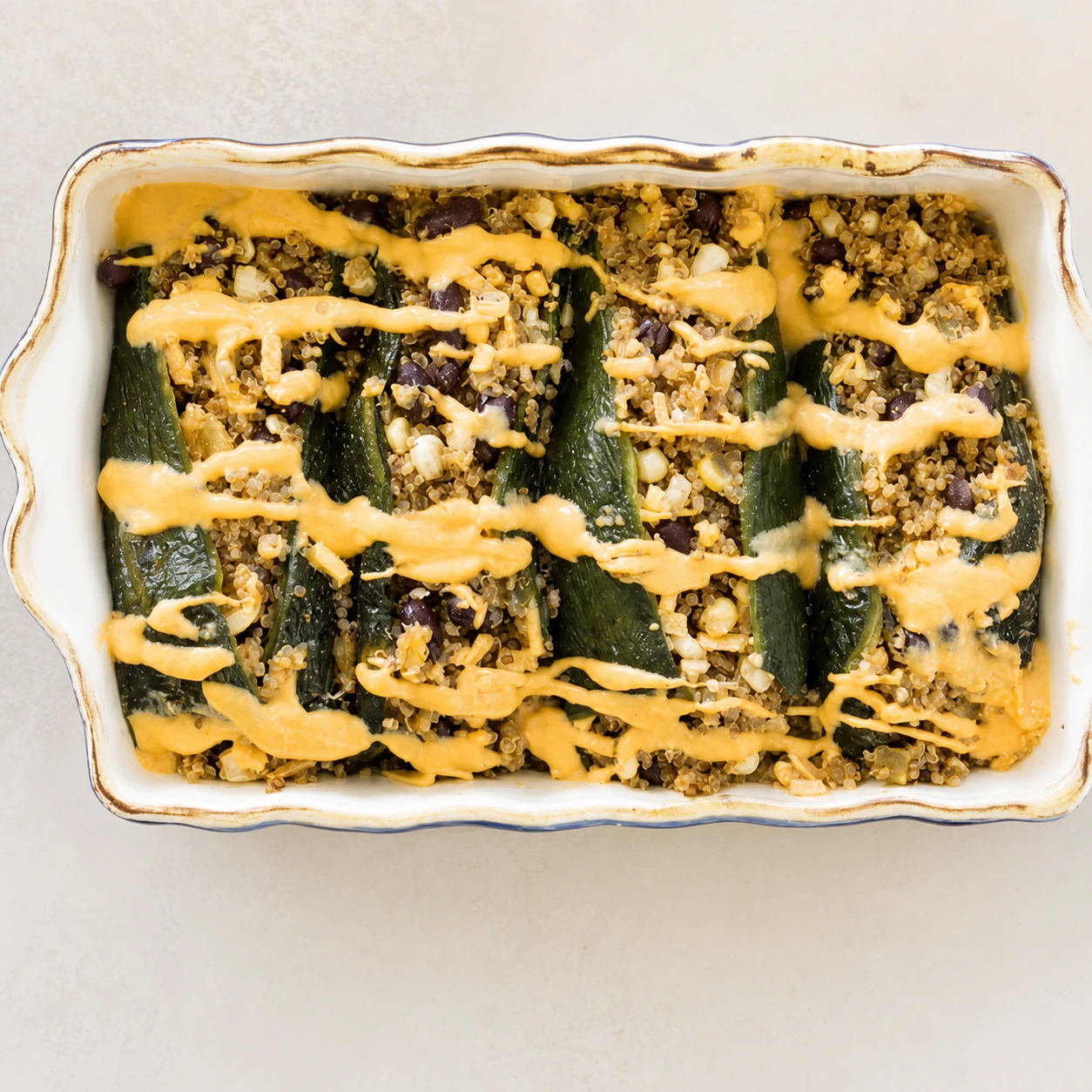 Poivrons poblano farcis super-énergie
