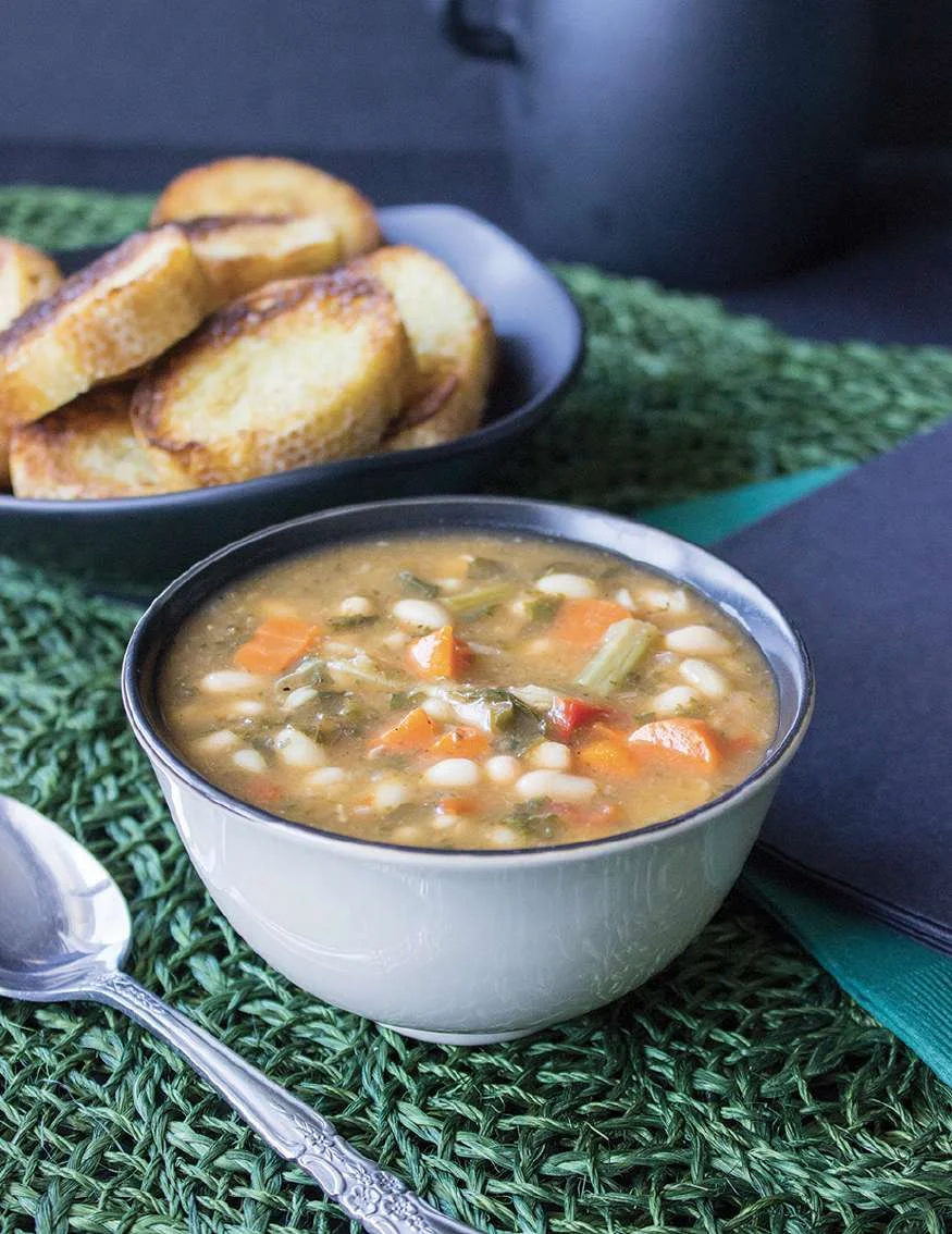 Soupe de chou kale et haricots blancs