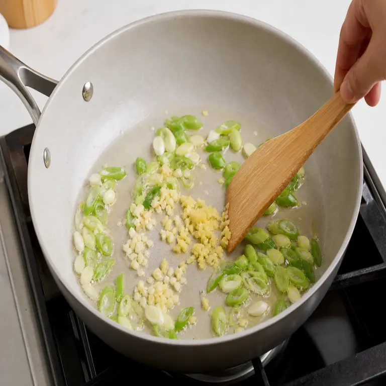 Riz sauté au tofu · étape 2