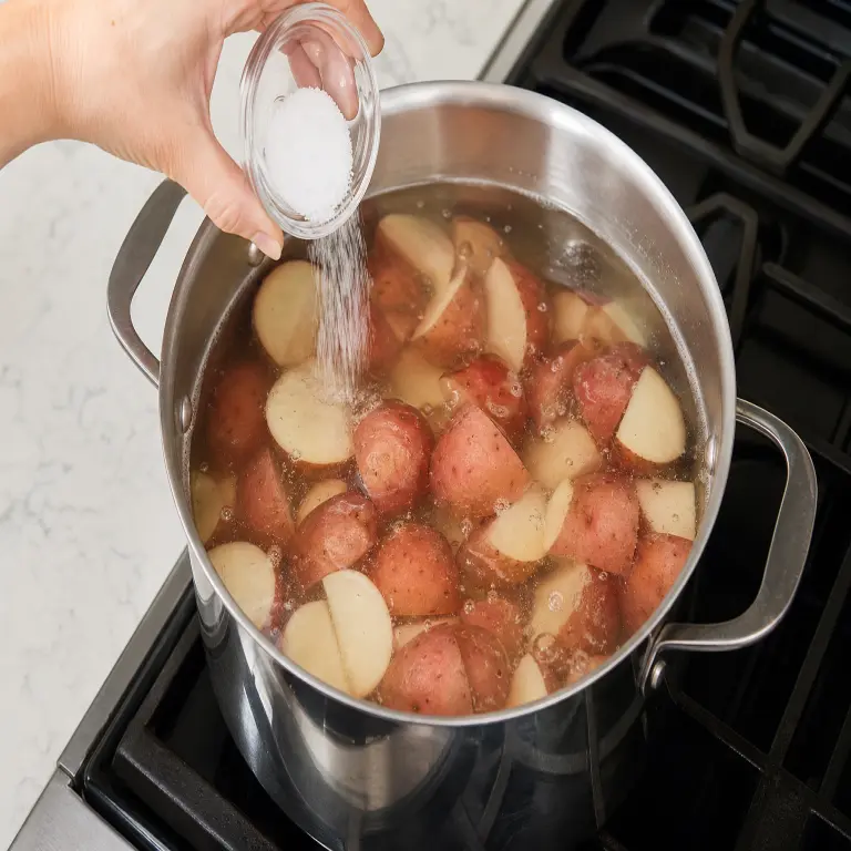 Salade de pommes de terre sauce ranch · étape 1