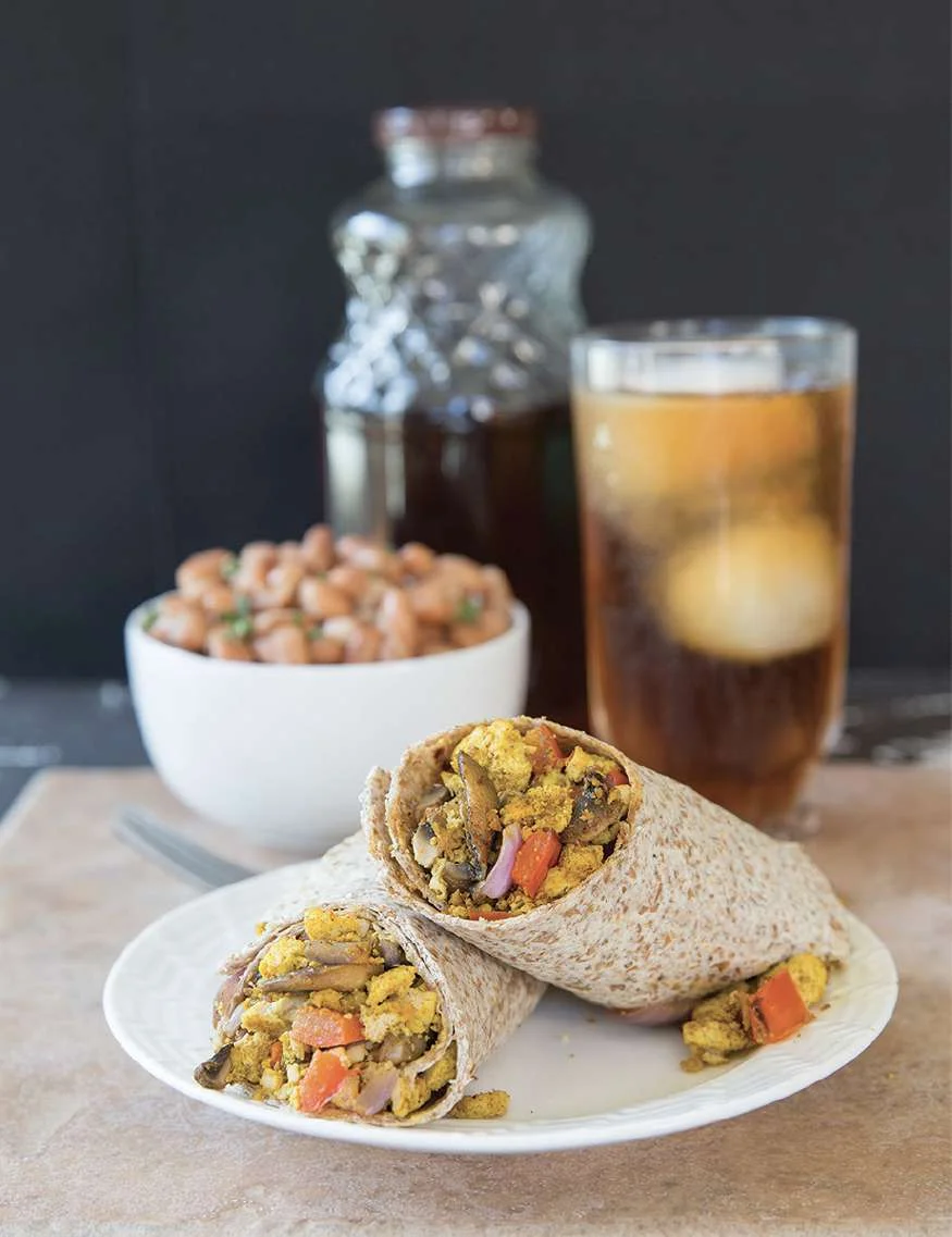 Burrito brouillé du Sud-Ouest pour le petit-déjeuner