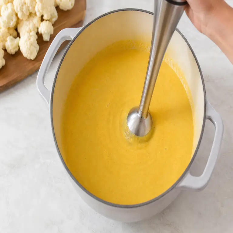Soupe de chou-fleur au curry · étape 3