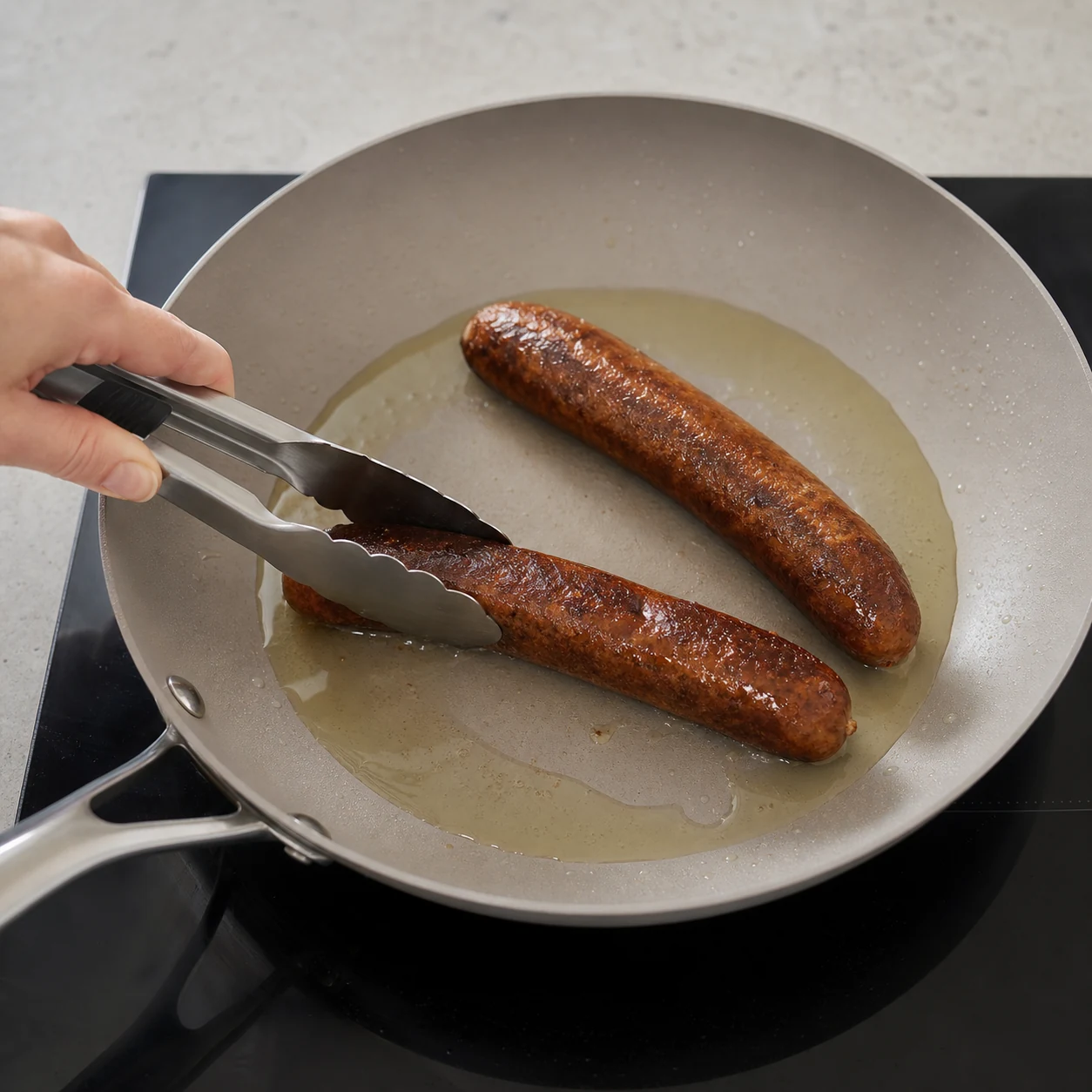 Couscous minute aux merguez — dorer les merguez