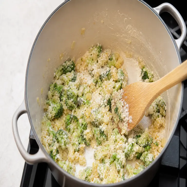 Soupe façon macaronis au fromage végétal · étape 3